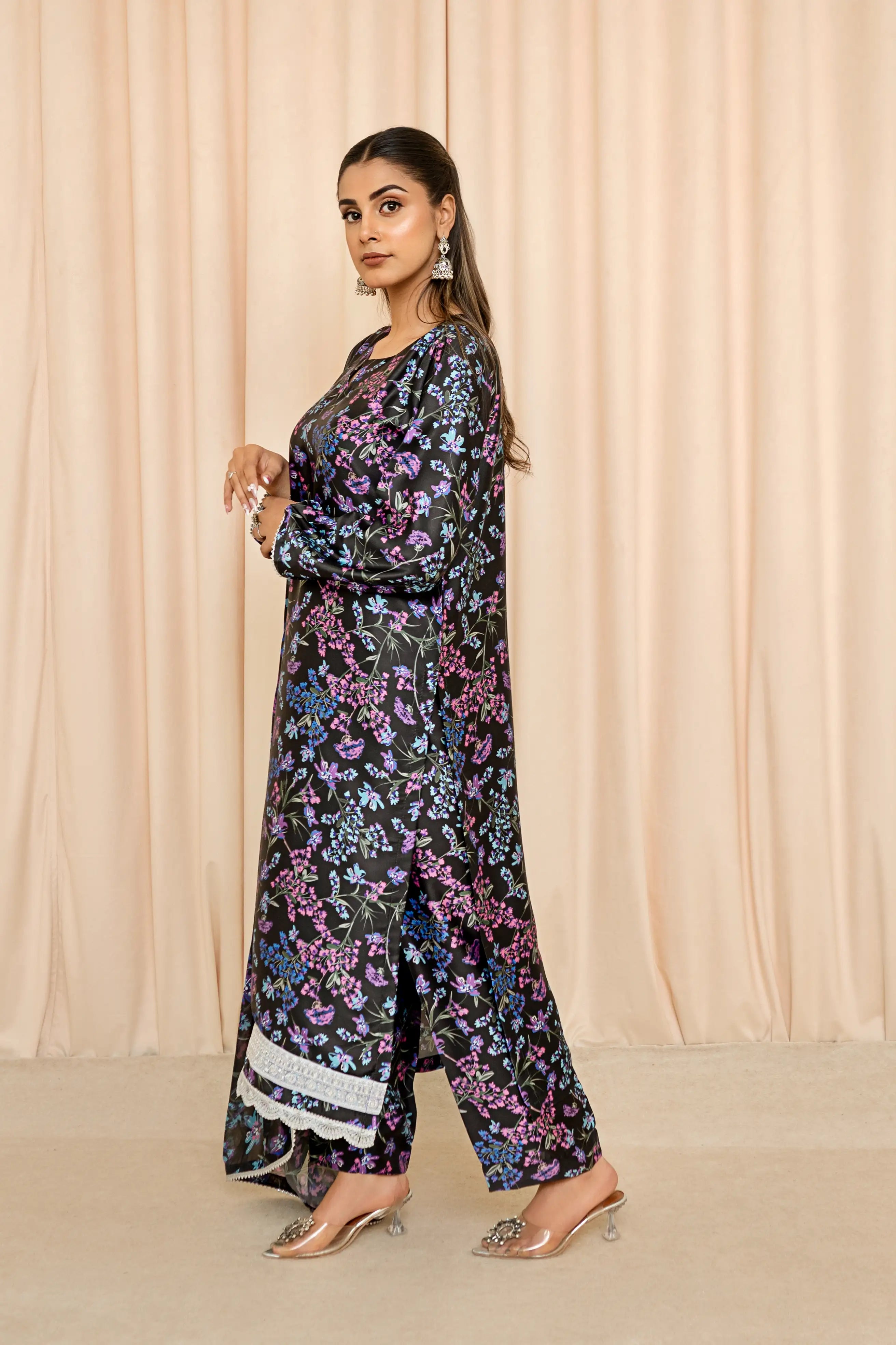 3 PC - Inaya - Stitched